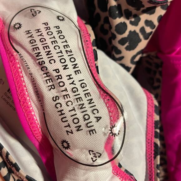 Jess Lea Neon Pink Leopard One Piece Swimsuit Size 2X New With Tags - Picture 4 of 7